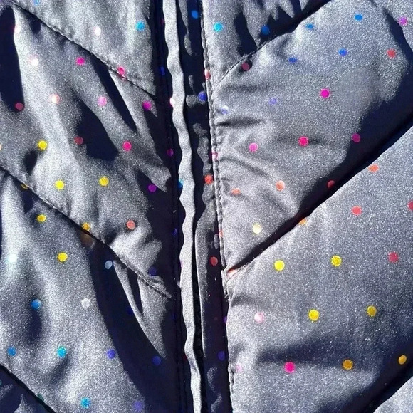 Gap Kids M (8-9yo) Cold Control Water Resistant blue puffer vest. - Picture 2 of 13